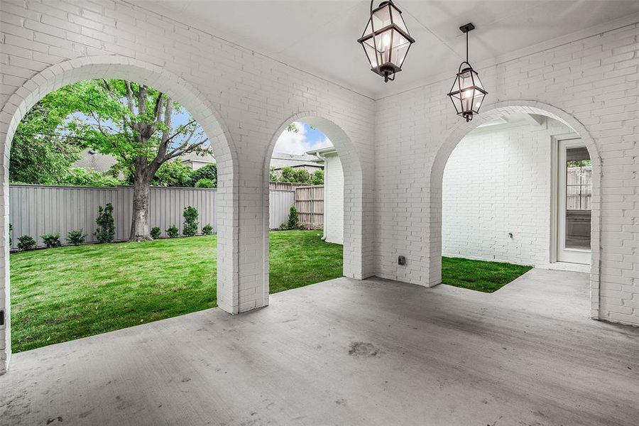 Exterior details and patio area of a home in , Dallas (Image 4).