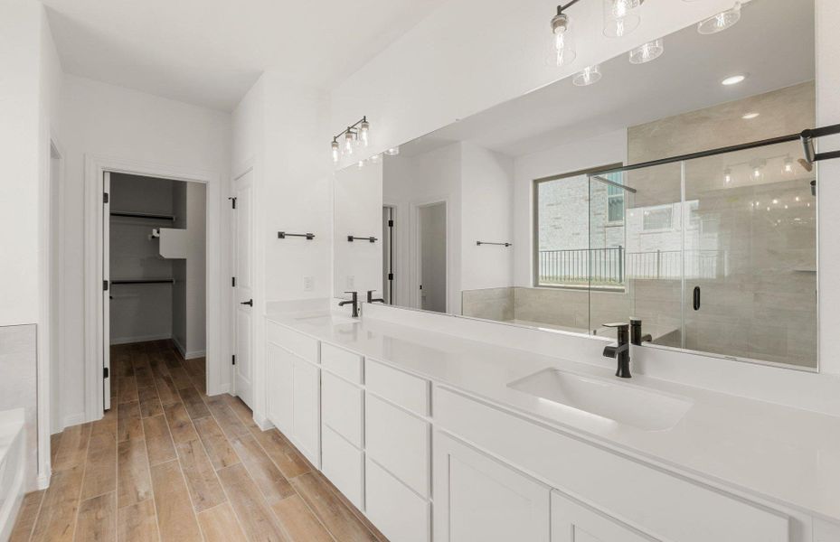 Furnished interior view inside a new home in Crescent Bluff, Georgetown (Image 8).