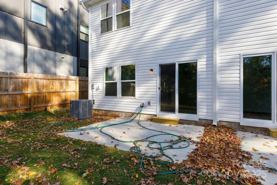 Exterior details and patio area of a home in , Charlotte (Image 4).