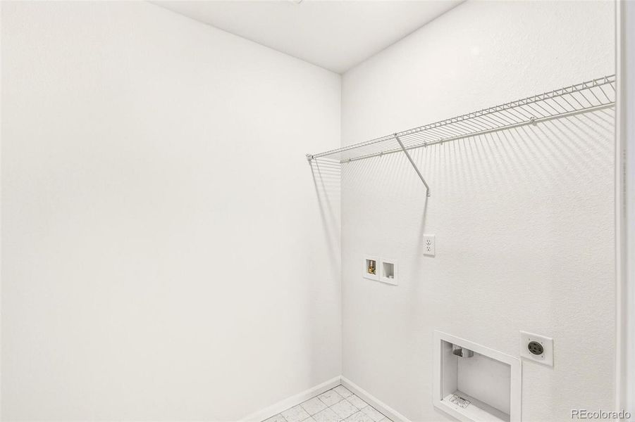 Spacious, unfurnished interior of a new home in Sky Ranch Villas, Watkins (Image 22).