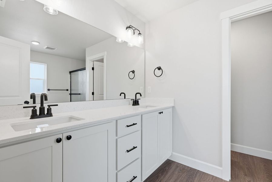 Representative furnished interior of a home built from the Laurel by MonteVista Homes in IronHorse, Prineville (Image 13).