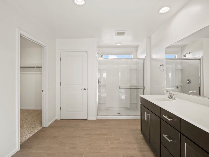 Furnished interior view inside a new home in Hanson Ridge, Vail (Image 5).