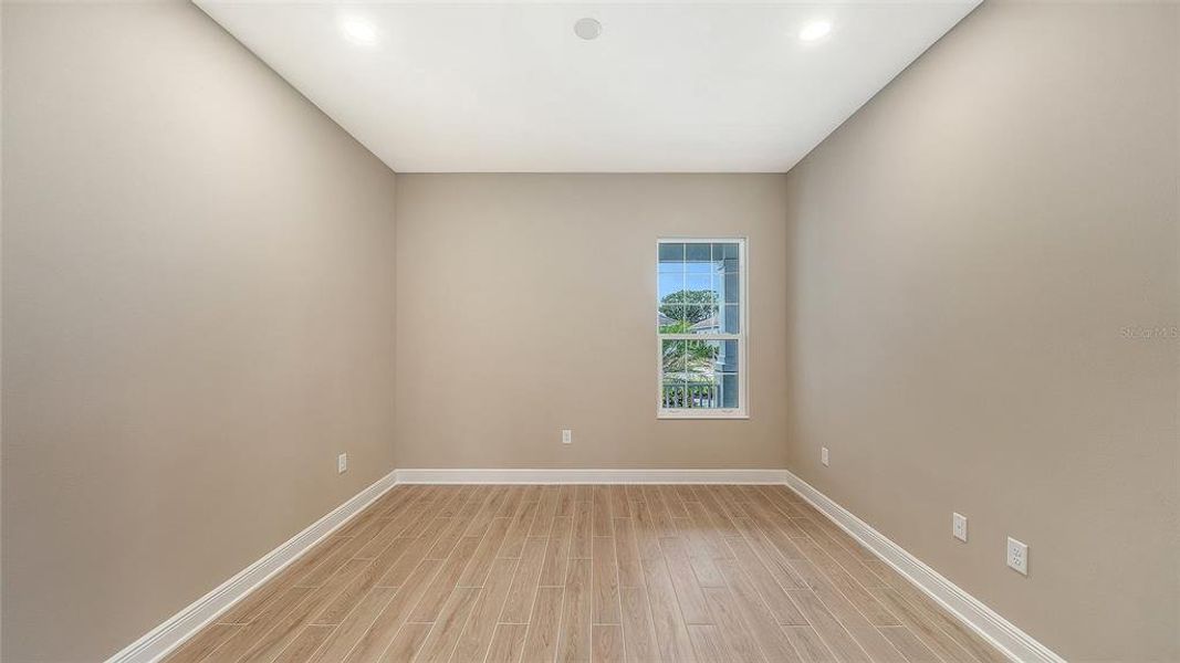 Spacious, unfurnished interior of a new home in Grand Park, Sarasota (Image 45). Spacious, unfurnished interior of a new home in Grand Park, Sarasota (Image 45).