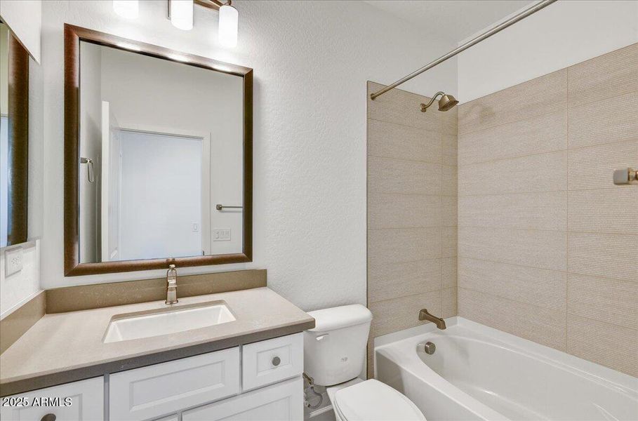 04-Bathroom 04-Bathroom