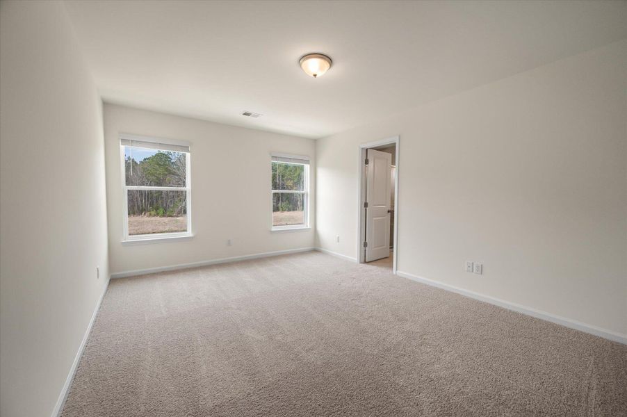 Spacious, unfurnished interior of a new home in The Landings at Montague, Goose Creek (Image 22).