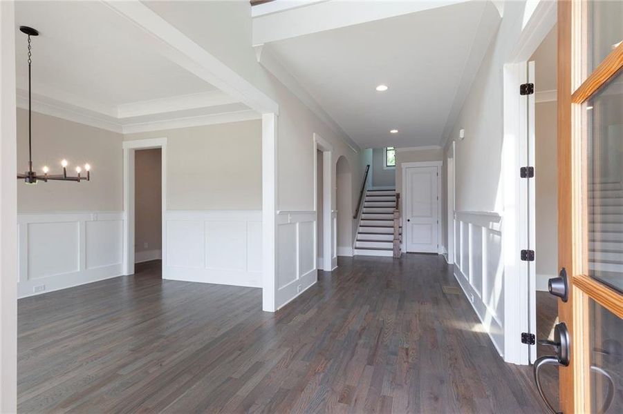 Spacious, unfurnished interior of a new home in , Marietta (Image 6).