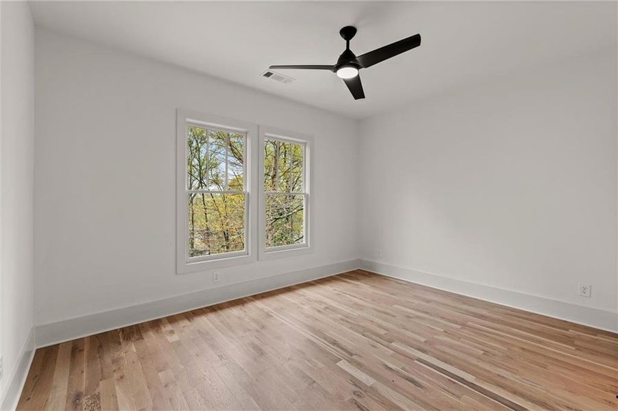 Spacious, unfurnished interior of a new home in , Atlanta (Image 20).