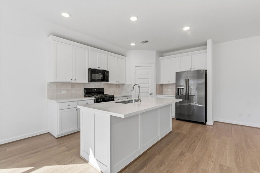 Furnished interior view inside a new home in Mostyn Springs, Magnolia (Image 6). Furnished interior view inside a new home in Mostyn Springs, Magnolia (Image 6).