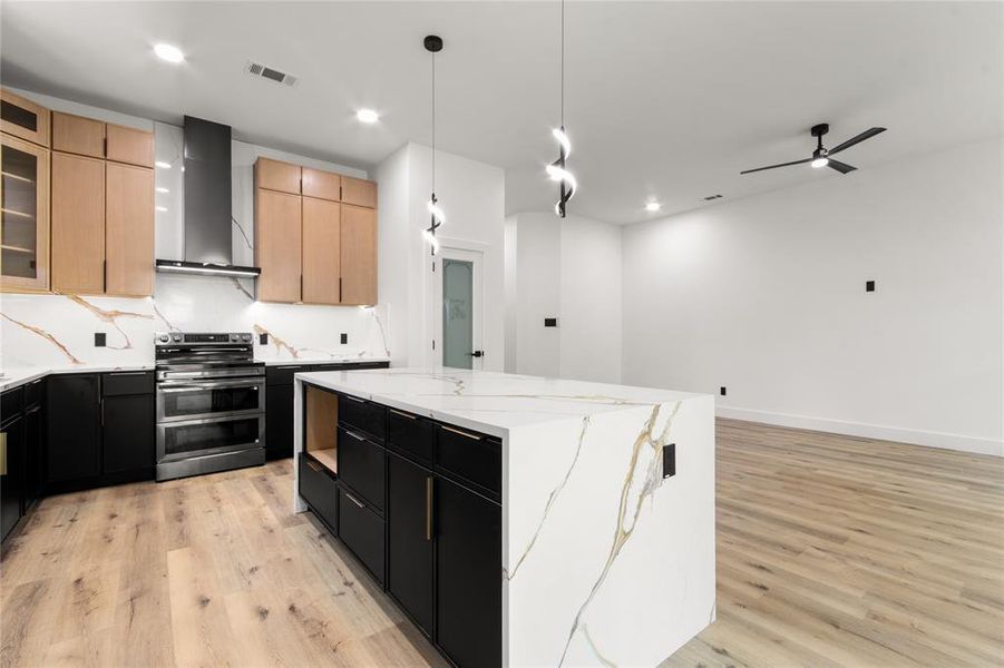 Furnished interior view inside a new home in , Fort Worth (Image 17).