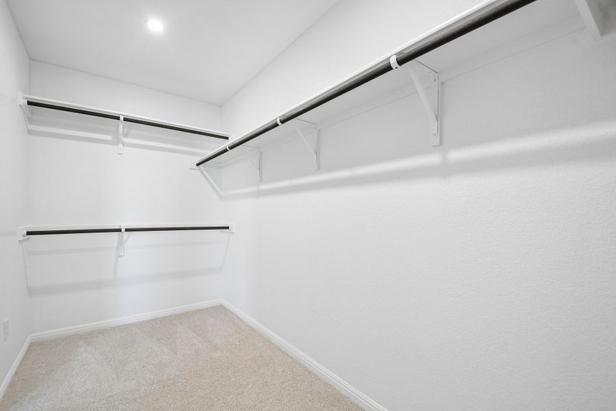 Spacious, unfurnished interior of a new home in Foxfield, Austin (Image 19). Spacious, unfurnished interior of a new home in Foxfield, Austin (Image 19).