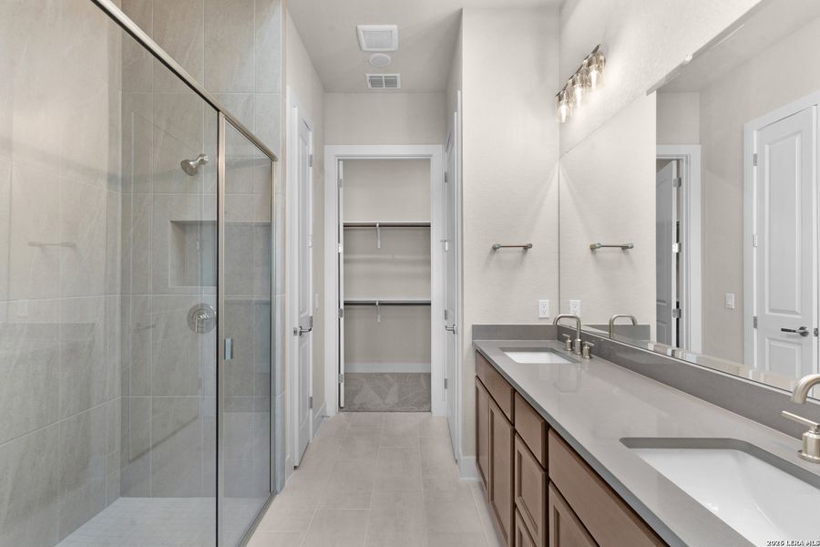 Furnished interior view inside a new home in Davis Ranch, San Antonio (Image 13). Furnished interior view inside a new home in Davis Ranch, San Antonio (Image 13).