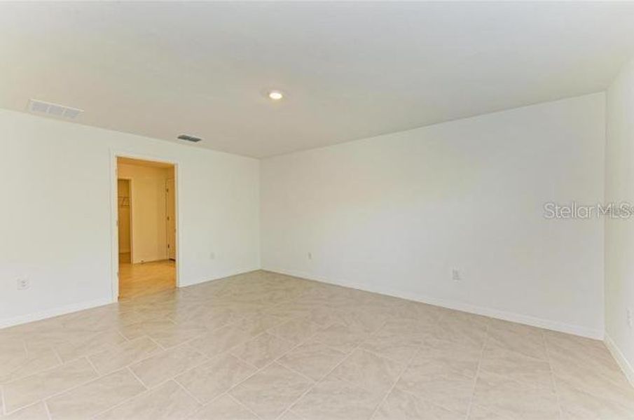 Spacious, unfurnished interior of a new home in , Port Charlotte (Image 10). Spacious, unfurnished interior of a new home in , Port Charlotte (Image 10).