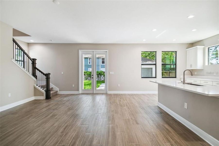 Spacious, unfurnished interior of a new home in , St. Petersburg (Image 21). Spacious, unfurnished interior of a new home in , St. Petersburg (Image 21).