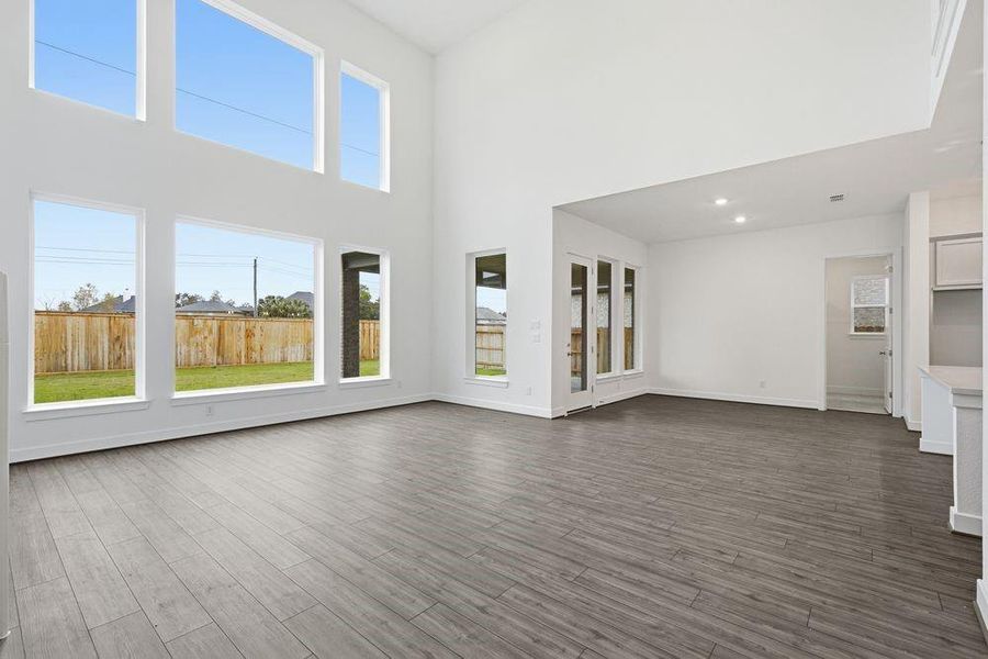 1556 River Point ~ Ready Now