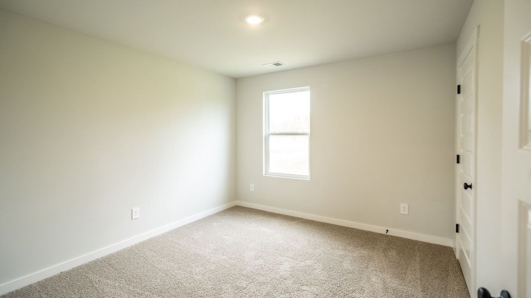 Spacious, unfurnished interior of a new home in Pottsview, Smyrna (Image 29).