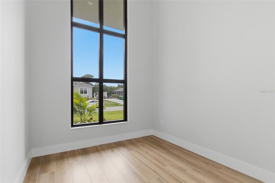 Spacious, unfurnished interior of a new home in , Port Charlotte (Image 23).
