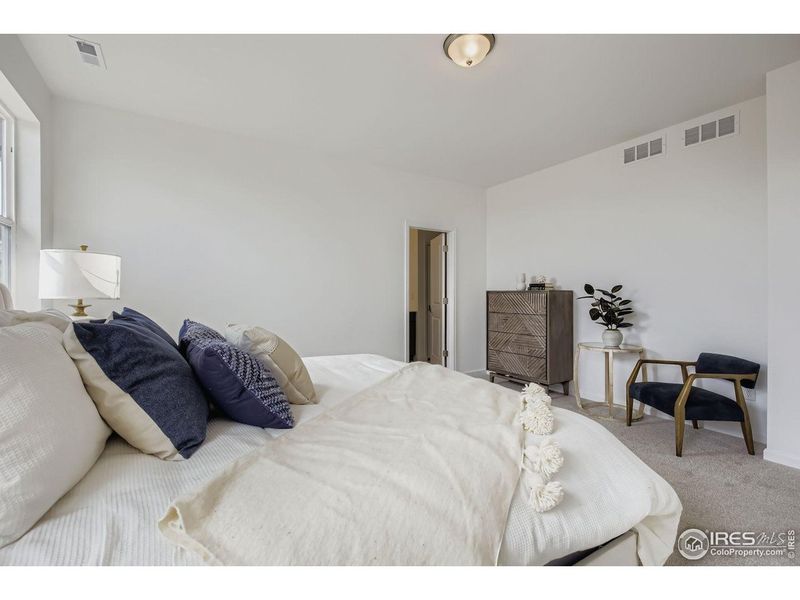 Furnished interior view inside a new home in Hidden Creek, Frederick (Image 31). Furnished interior view inside a new home in Hidden Creek, Frederick (Image 31).