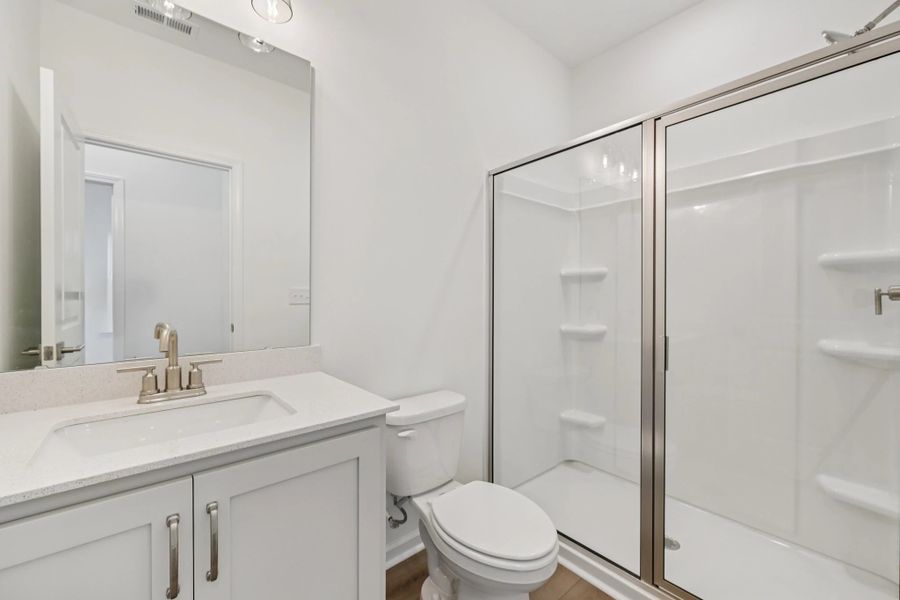 Representative images and renderings are for illustrative purposes. Actual structural options and design finishes of home may vary.