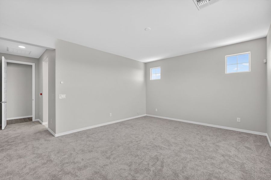 Spacious, unfurnished interior of a new home in Artisan at Asante, Surprise (Image 16). Spacious, unfurnished interior of a new home in Artisan at Asante, Surprise (Image 16).