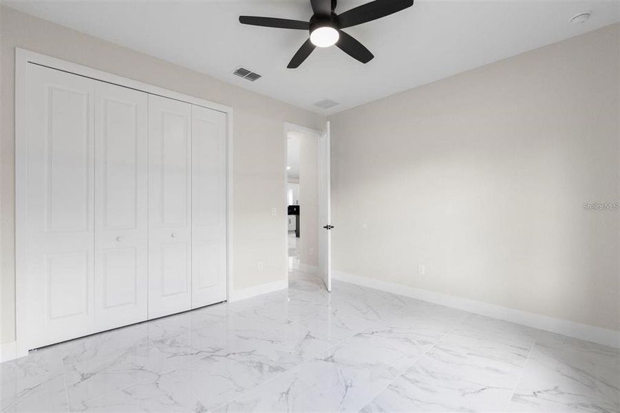 Spacious, unfurnished interior of a new home in , Dunnellon (Image 21).