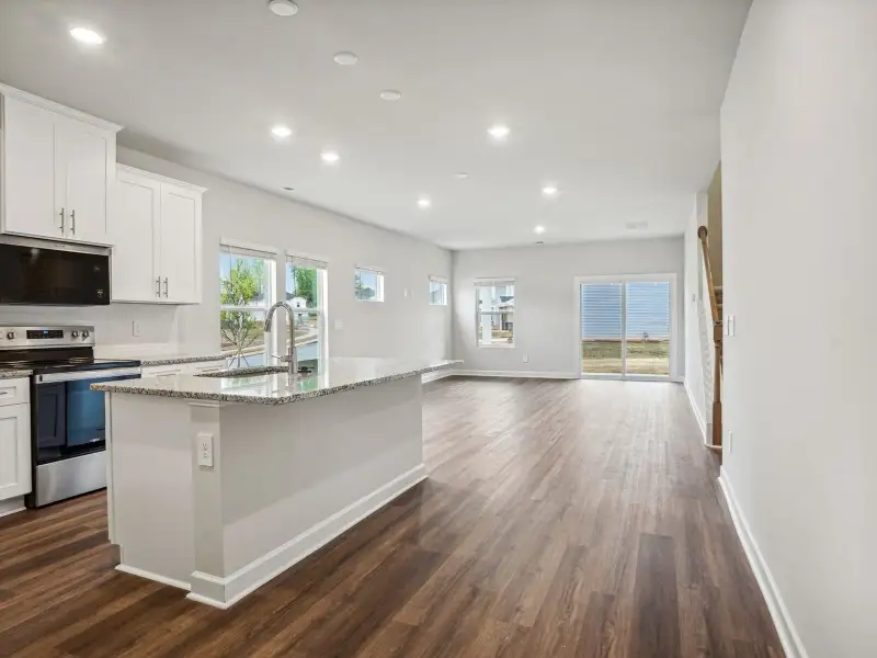 Furnished interior view inside a new home in Buffalo Ridge, Newton (Image 4).
