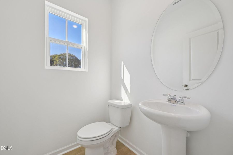 30-web-or-mls-Flagstone Way-S2410-030