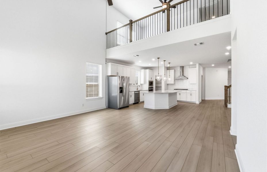 Spacious, unfurnished interior of a new home in Santa Rita Ranch, Liberty Hill (Image 37).