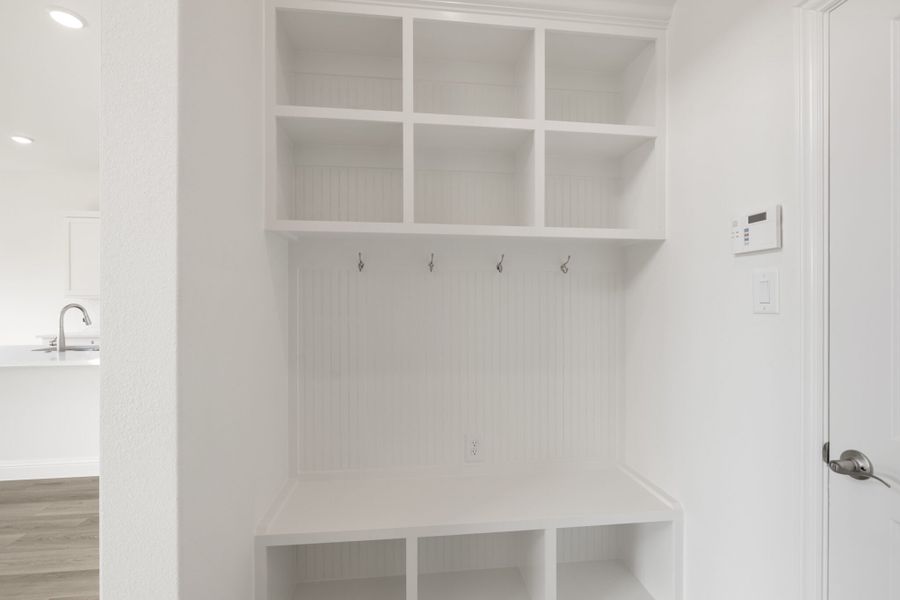 Image 49 of a home in Lake Breeze.