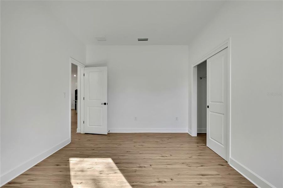 Spacious, unfurnished interior of a new home in , Brooksville (Image 34).