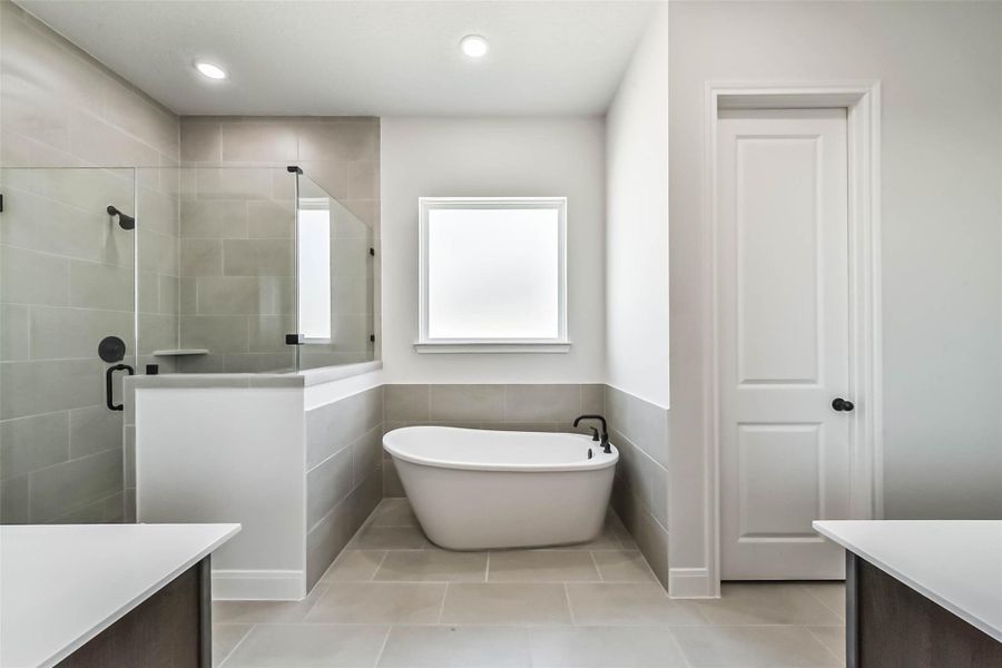 Furnished interior view inside a new home in , Baytown (Image 8).