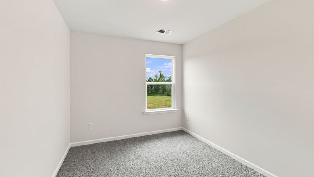 Spacious, unfurnished interior of a new home in Covington Village, Greer (Image 26).