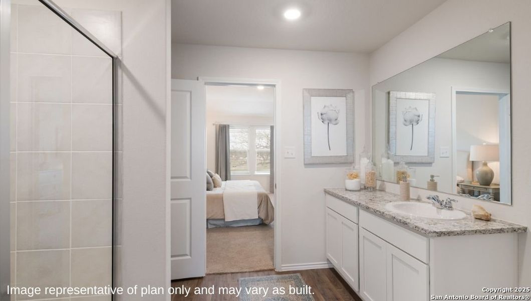 Furnished interior view inside a new home in Langdon, San Antonio (Image 16).
