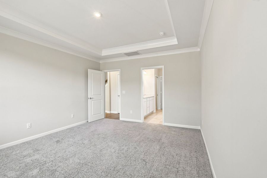 Spacious, unfurnished interior of a new home in Sweetwater Hills, Moore (Image 22).