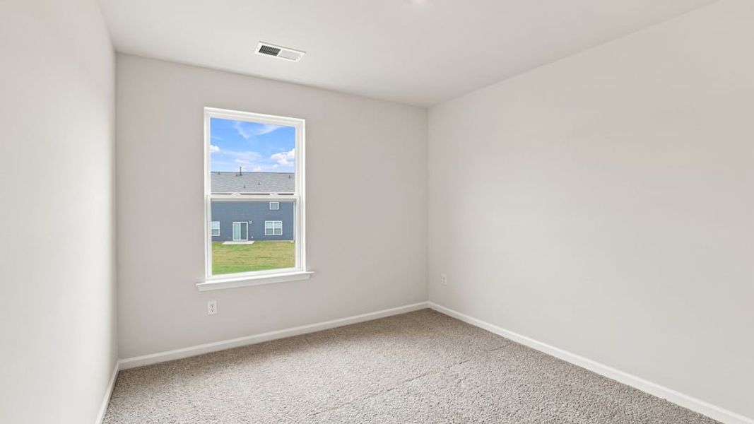 Spacious, unfurnished interior of a new home in Lakestone, Woodruff (Image 28).