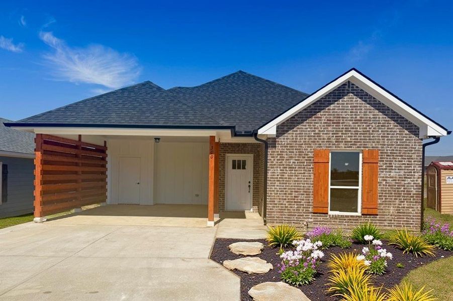 Exterior details and patio area of a home in , Mabank (Image 17). Exterior details and patio area of a home in , Mabank (Image 17).