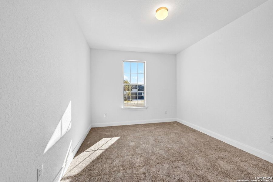 Spacious, unfurnished interior of a new home in Preserve at Annabelle Ranch, San Antonio (Image 39).