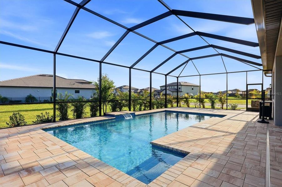 Exterior details and patio area of a home in , Bradenton (Image 26).