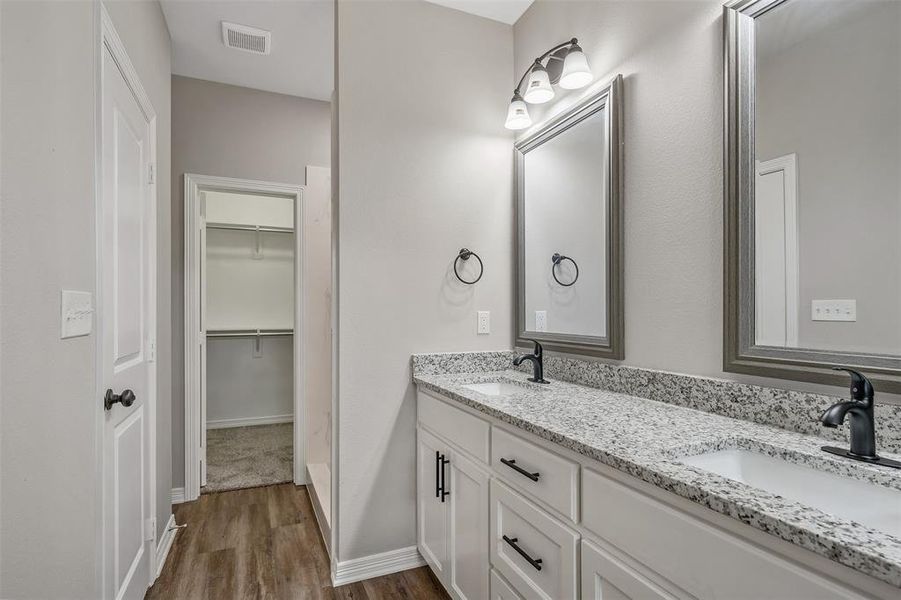Furnished interior view inside a new home in , Lindale (Image 9).