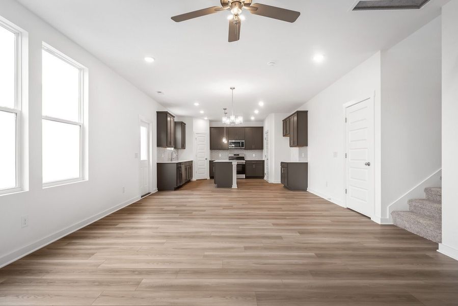Spacious, unfurnished interior of a new home in Calista Farms, White House (Image 79).