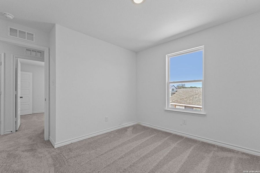Spacious, unfurnished interior of a new home in Corley Farms, Boerne (Image 37).