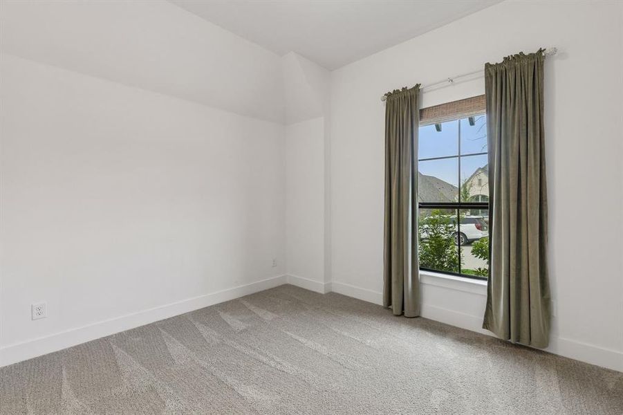 Spacious, unfurnished interior of a new home in , Lavon (Image 23).