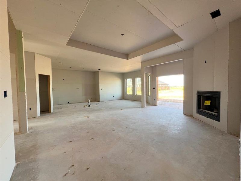 Spacious, unfurnished interior of a new home in , Abilene (Image 13).