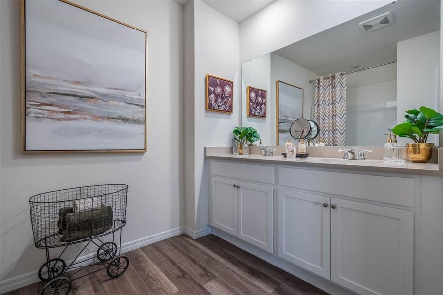 Furnished interior view inside a new home in , Haines City (Image 5).