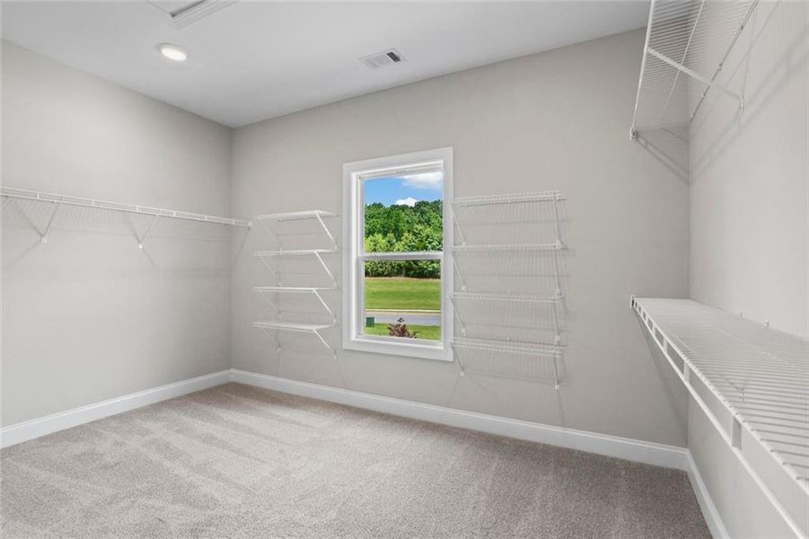 Image 33 of a home in . Image 33 of a home in .