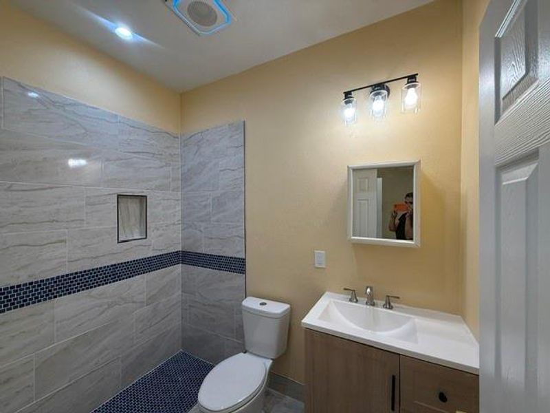Furnished interior view inside a new home in , Pasadena (Image 5).