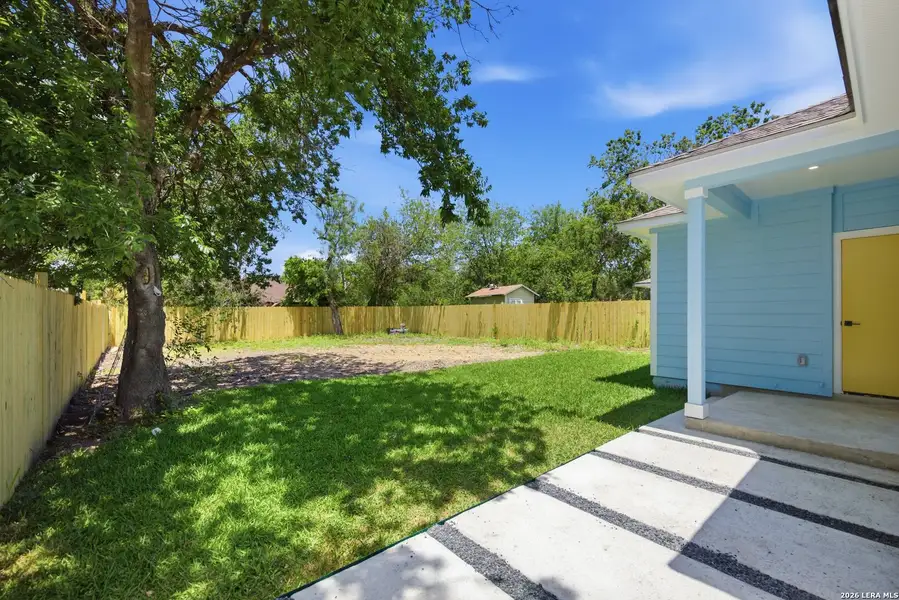 Exterior details and patio area of a home in , San Antonio (Image 4).