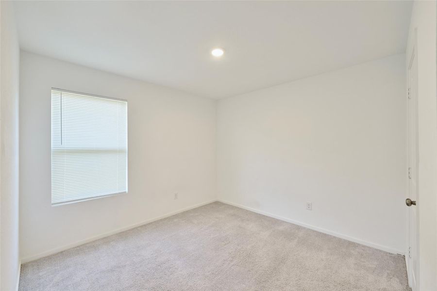 Spacious, unfurnished interior of a new home in Tavola: Cottage Collection, New Caney (Image 30).