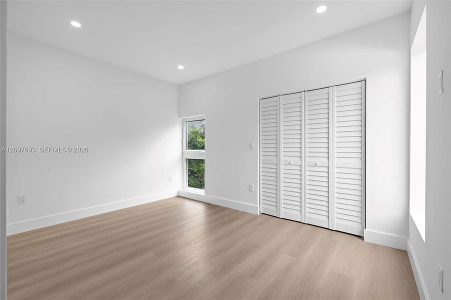 Spacious, unfurnished interior of a new home in , South Miami (Image 21).