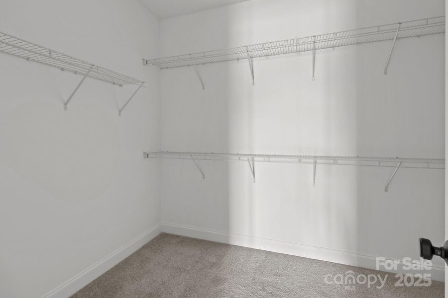 Image 27 of a home in .