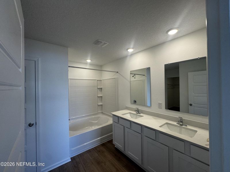 Furnished interior view inside a new home in The Arbors, Jacksonville (Image 10).